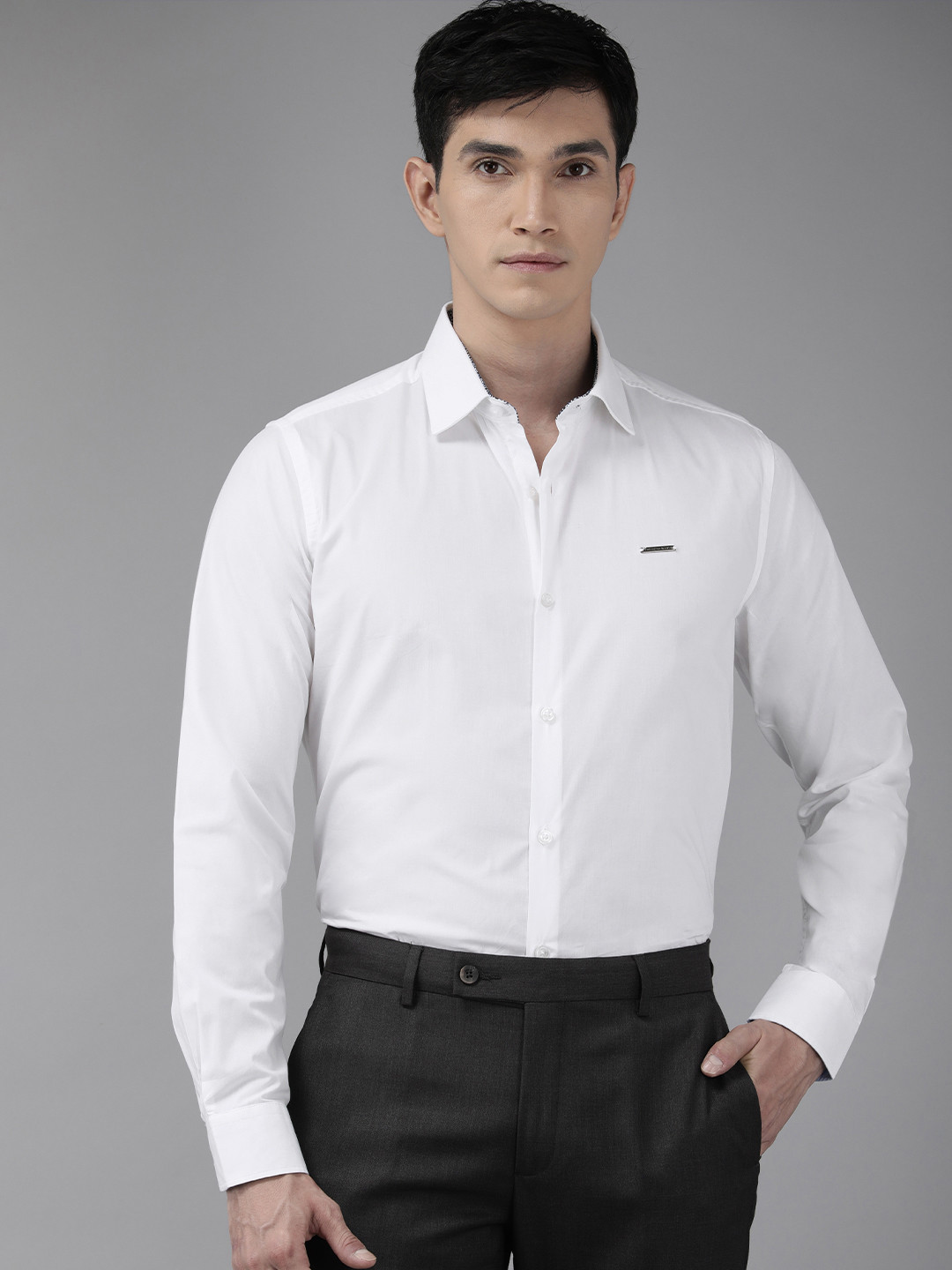 

THE BEAR HOUSE Men White Formal Shirt