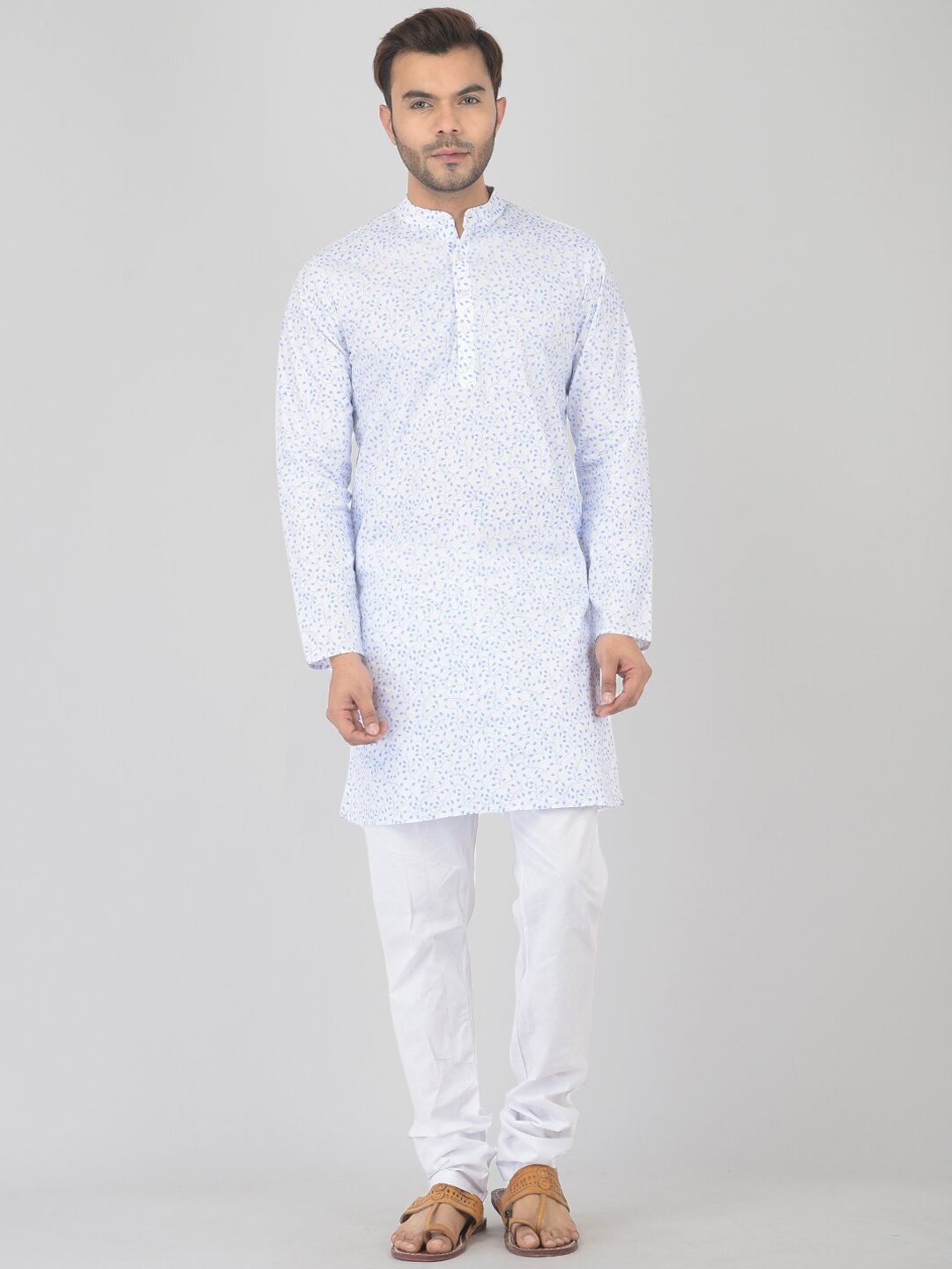 

DEYANN Men White & Blue Printed Pure Cotton Kurta with Churidar
