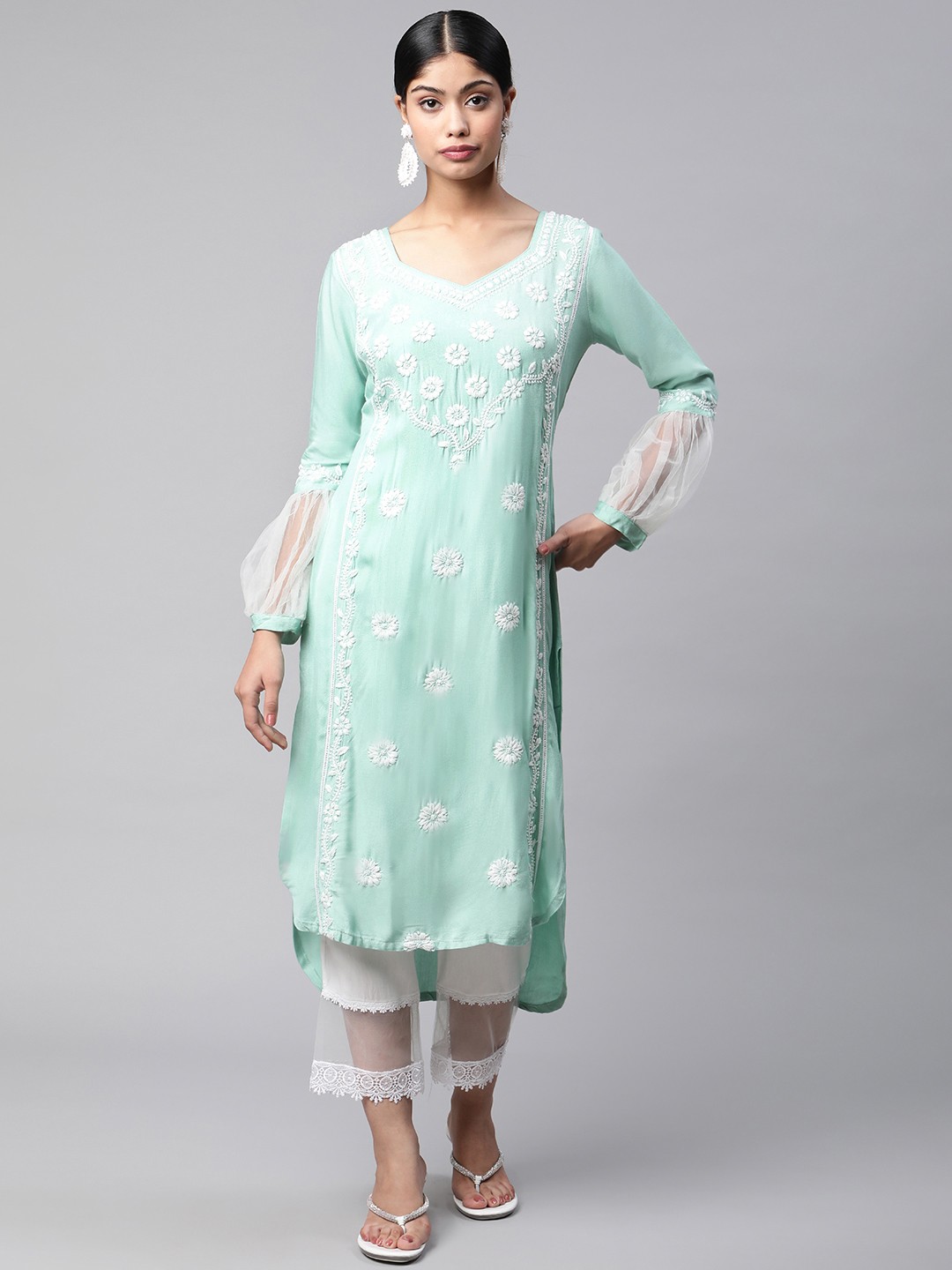

SHADES OF FAASHION Women Mint Green & White Floral Embroidered Chikankari Kurta