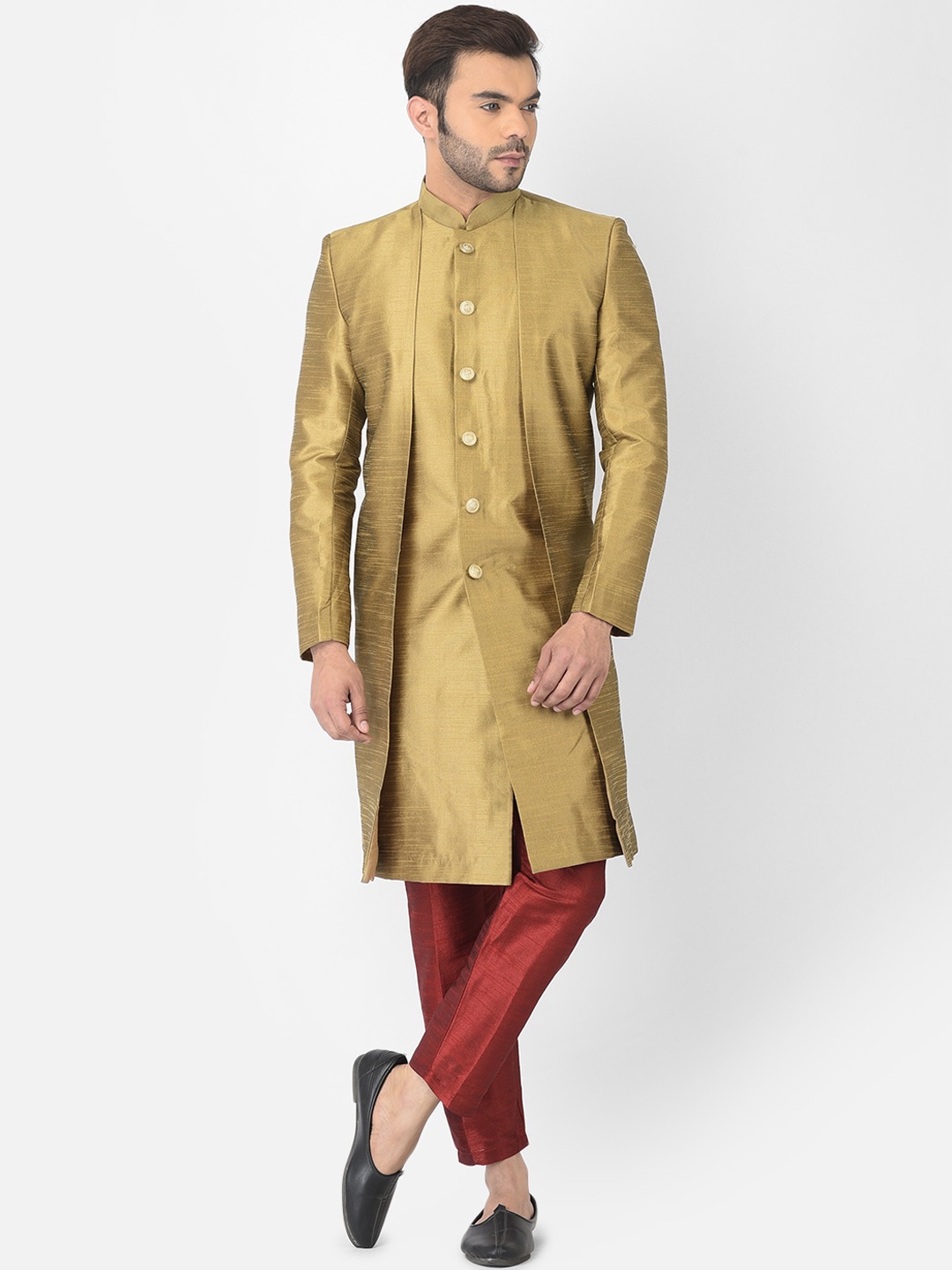 

DEYANN Men Brown & Red Solid Sherwani With Trouser Set