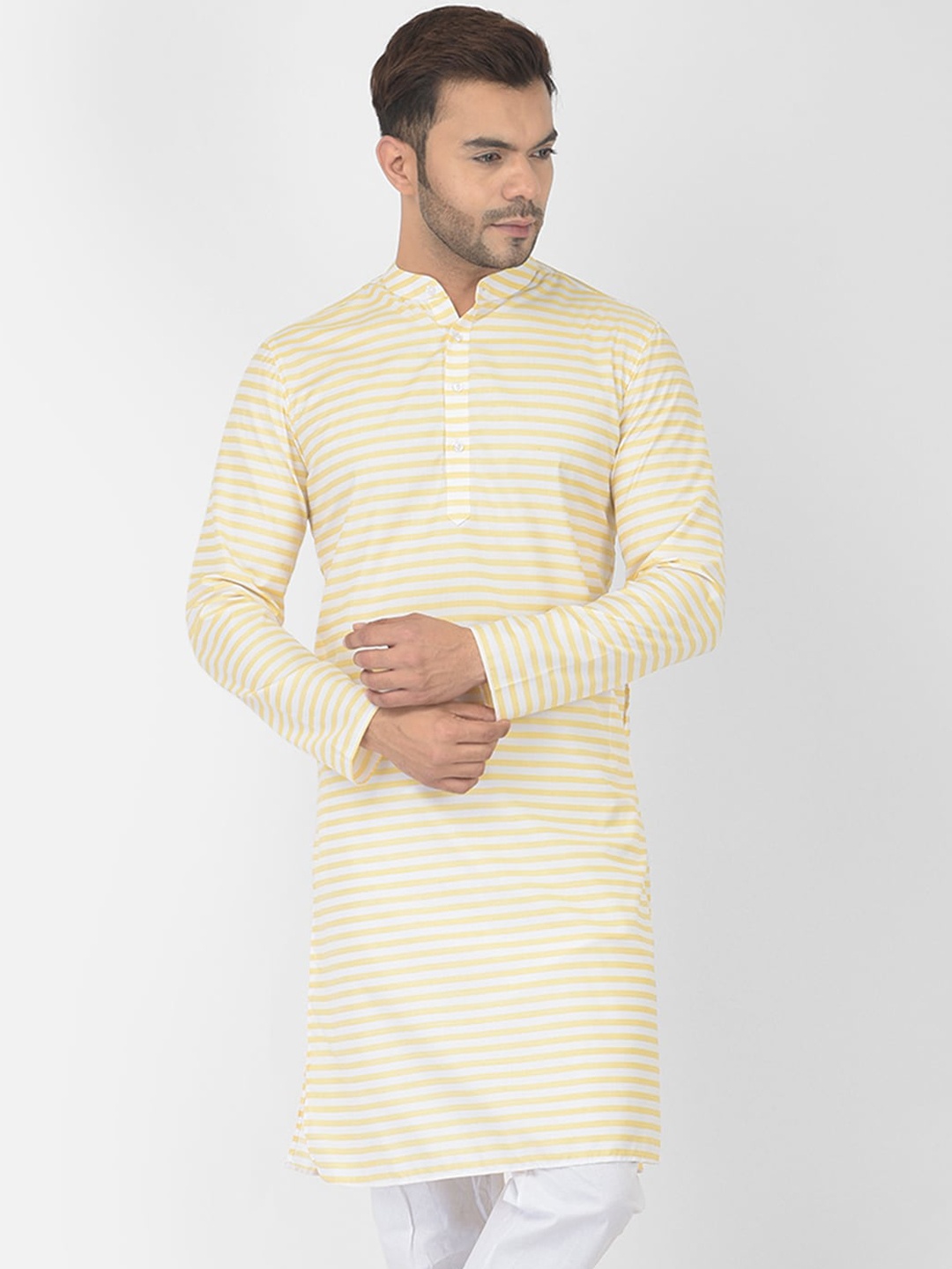 

DEYANN Men Yellow Striped Kurta