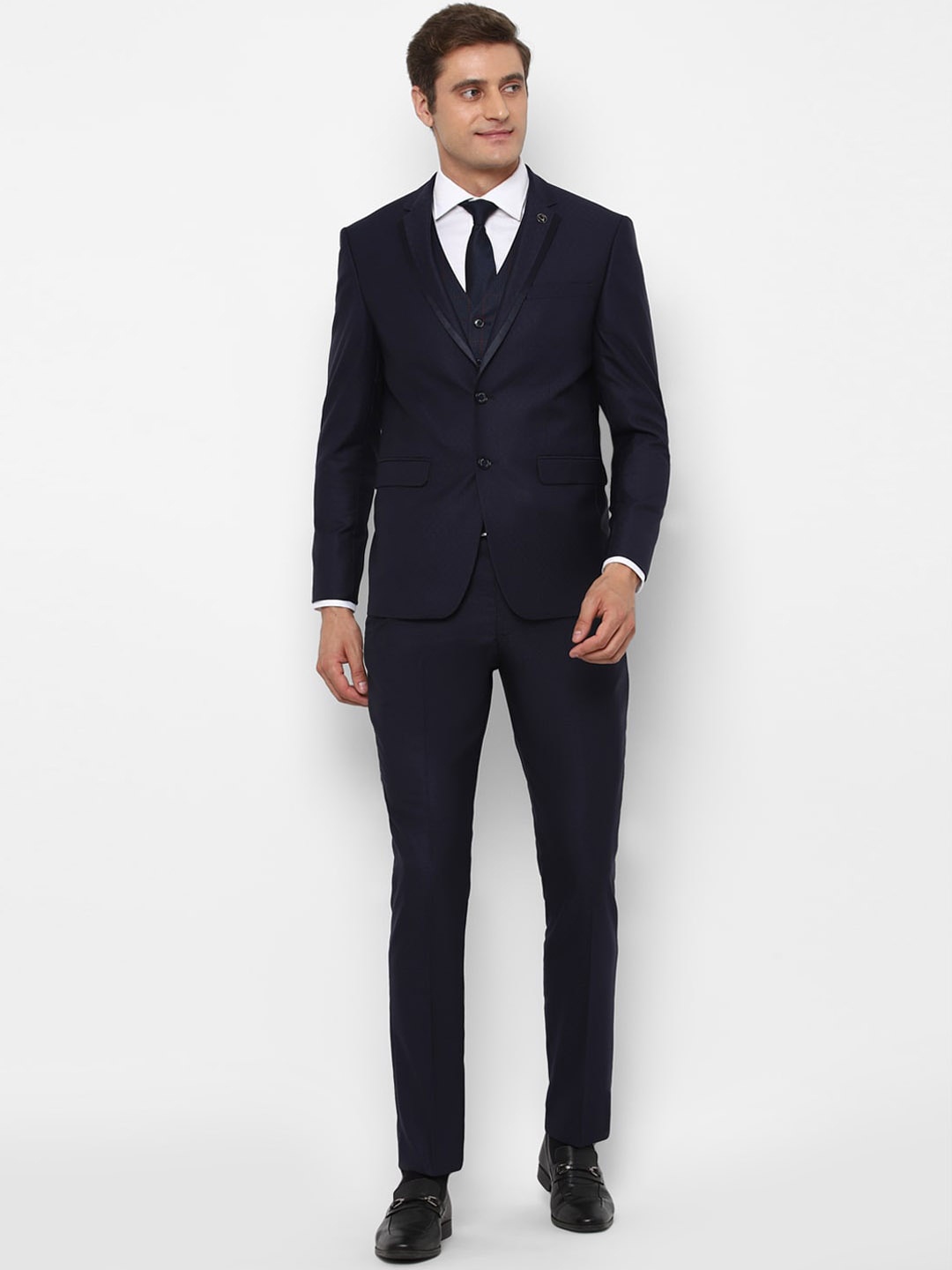

Allen Solly Men Navy Blue Solid Single-Breasted Slim-Fit Three Piece Suits
