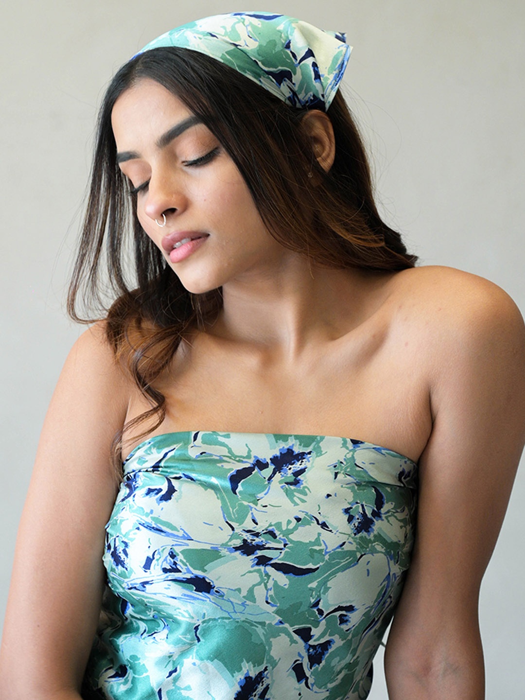 

HAIR DRAMA CO. Abstract Printed Silk Satin Bandana Scarf Headband, Green