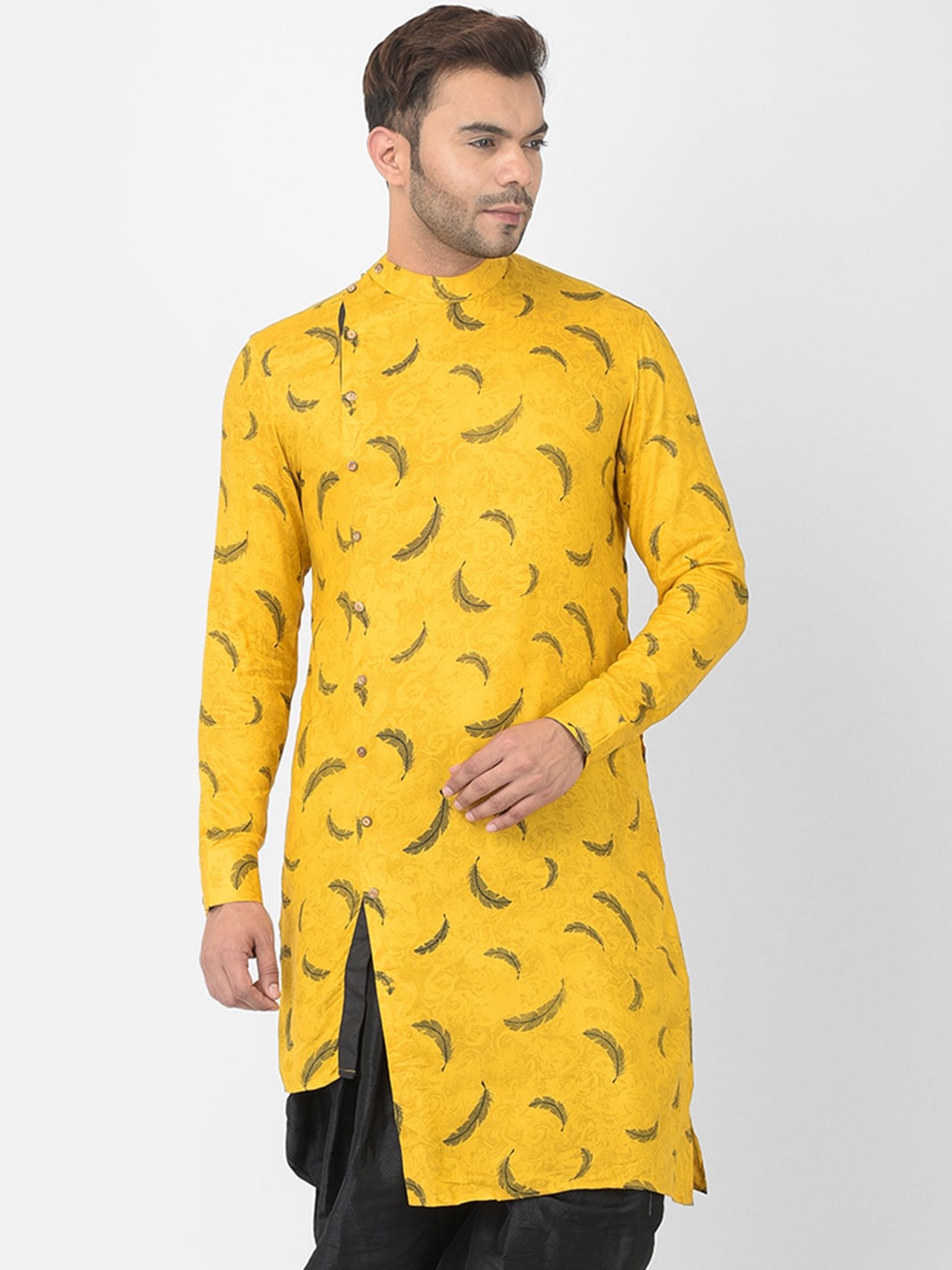 

DEYANN Men Yellow Quirky Printed Kurta