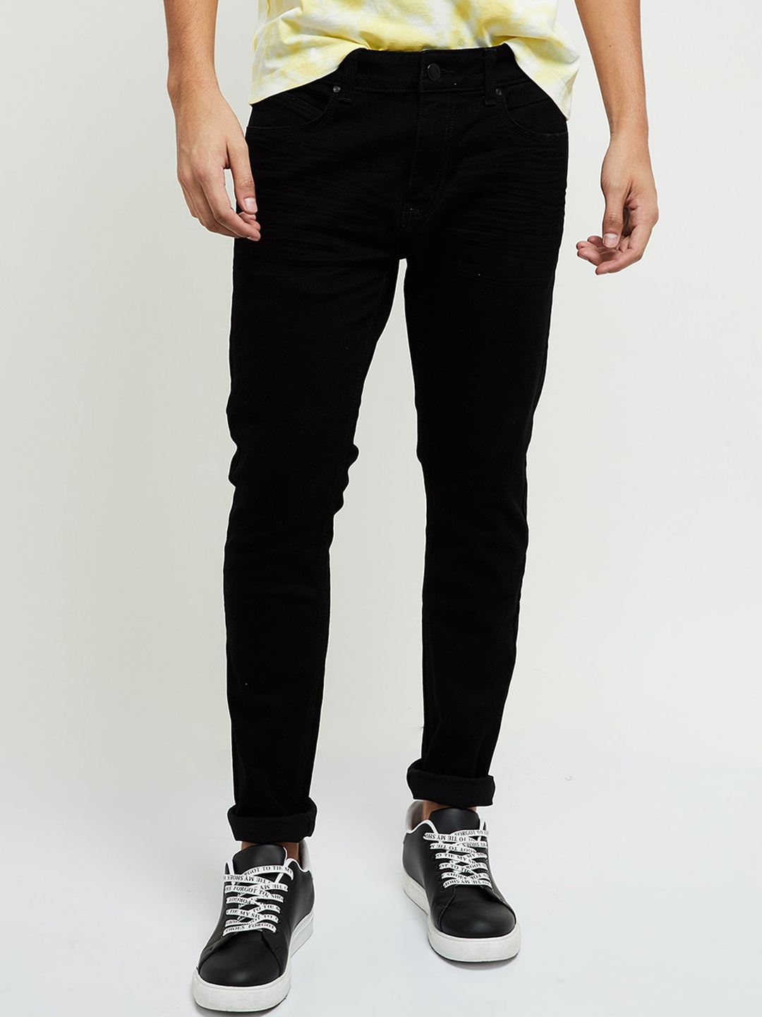

max Men Black Jeans