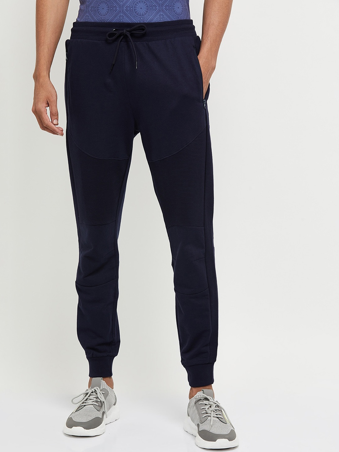 

max Men Navy Blue Solid Track Pants