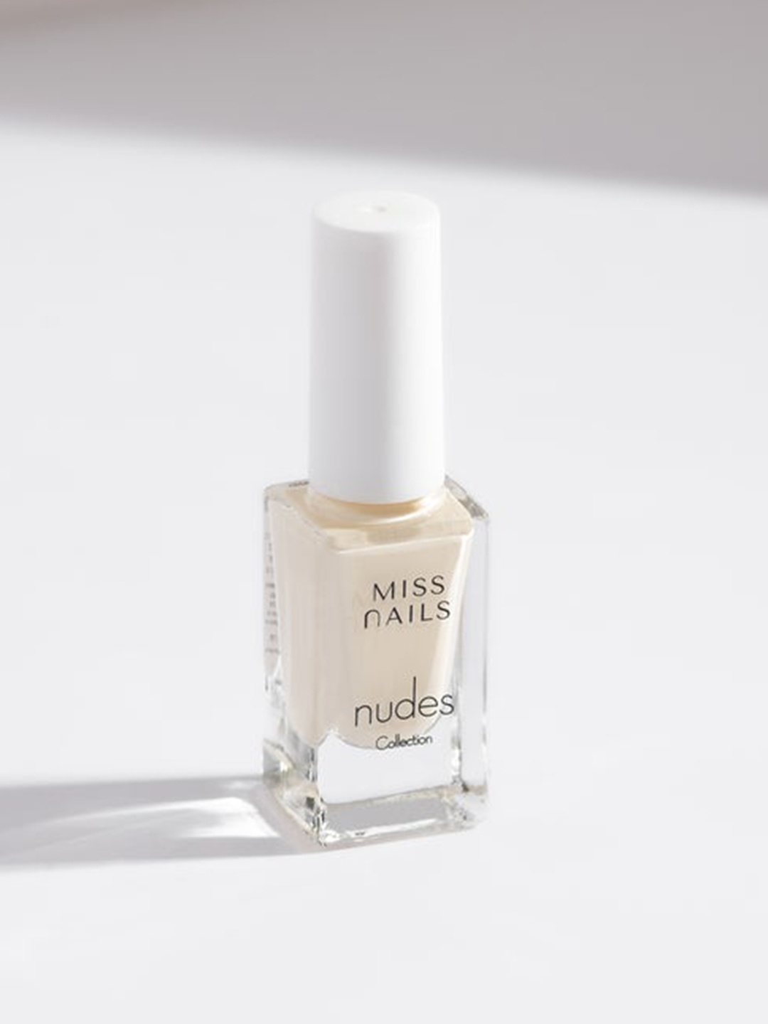 

MISS NAILS Nude Collection Vegan & Toxic Free Nail Polish 7 ml - Vanilla, Off white