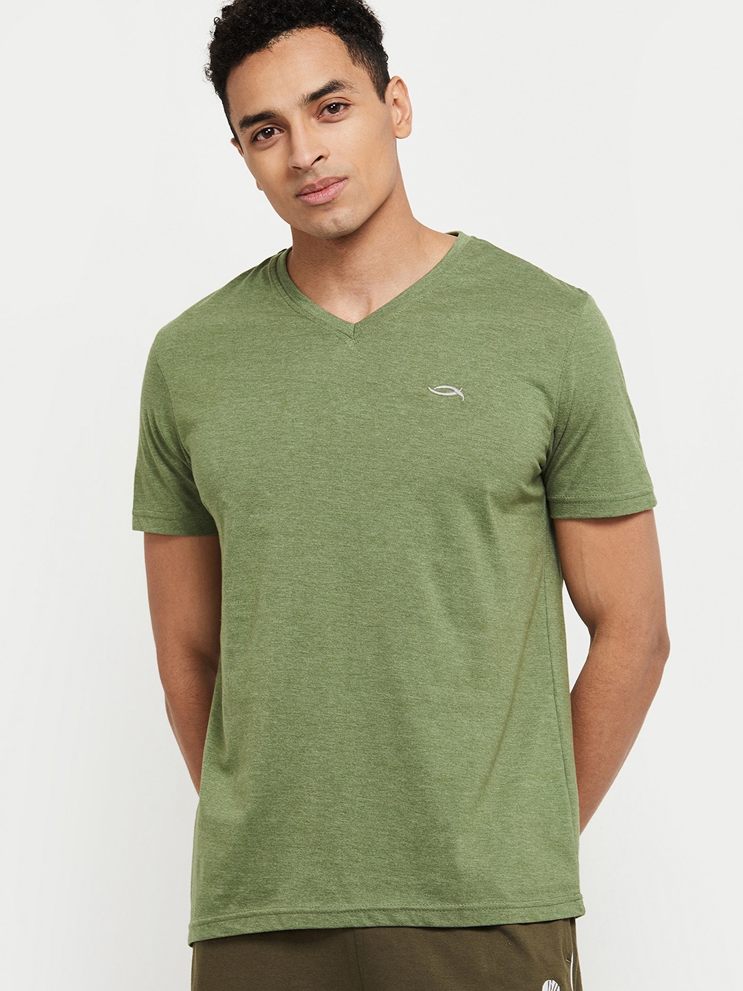 

max Men Green Solid Lounge Tshirts