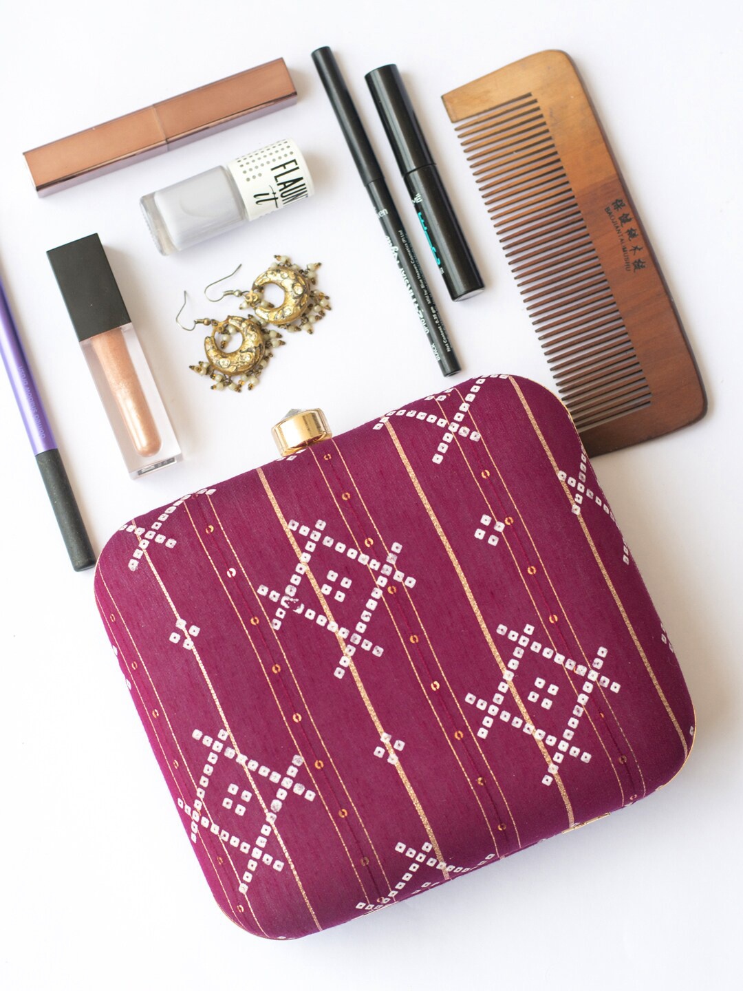 

ARTKLIM Purple & White Printed Box Clutch