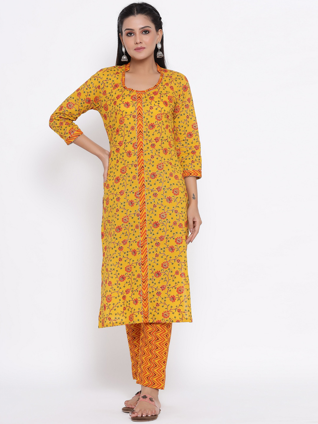 

DURVI Women Yellow Floral Printed Pure Cotton Kurta with Trousers