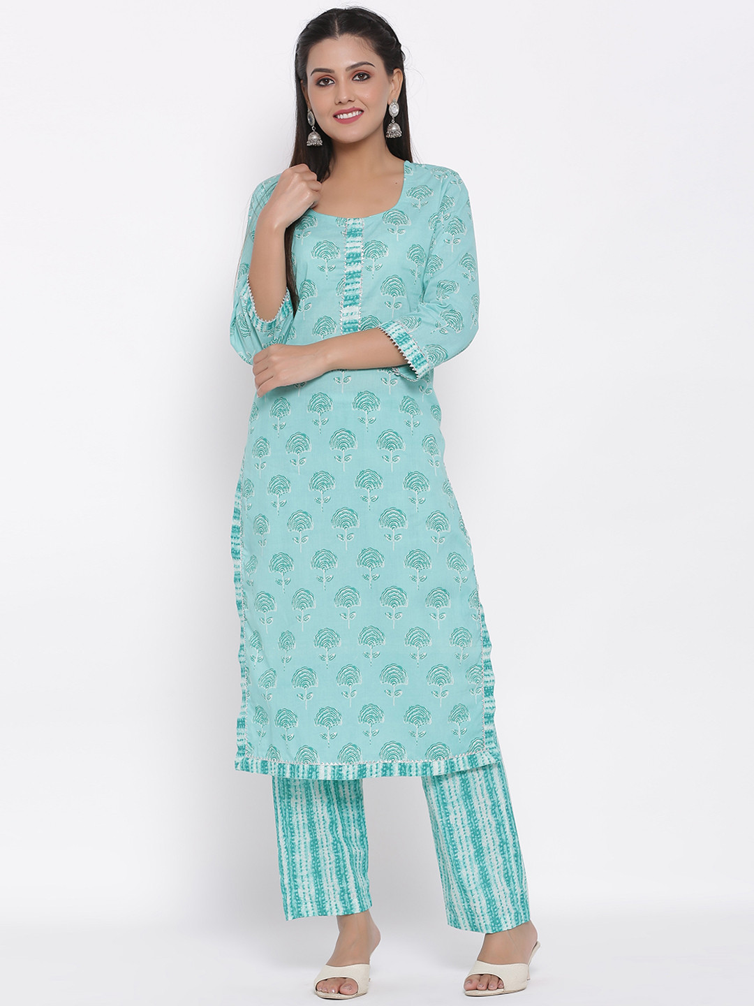 

DURVI Women Blue Ethnic Motifs Printed Pure Cotton Kurta with Palazzos