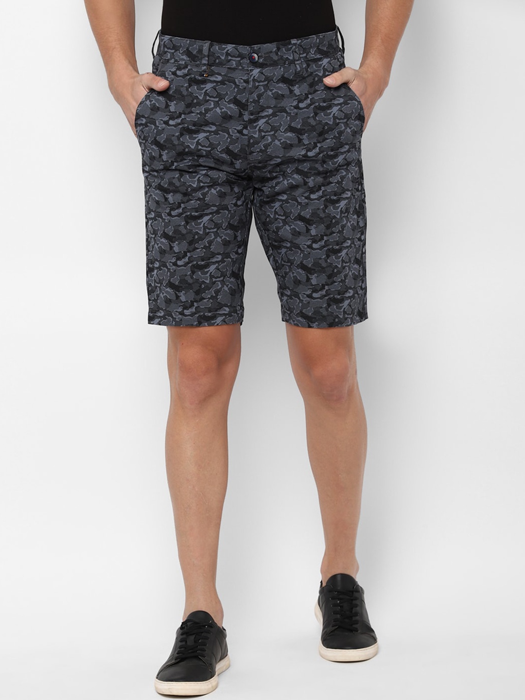 

Louis Philippe Sport Men Grey & Black Printed Slim Fit Shorts