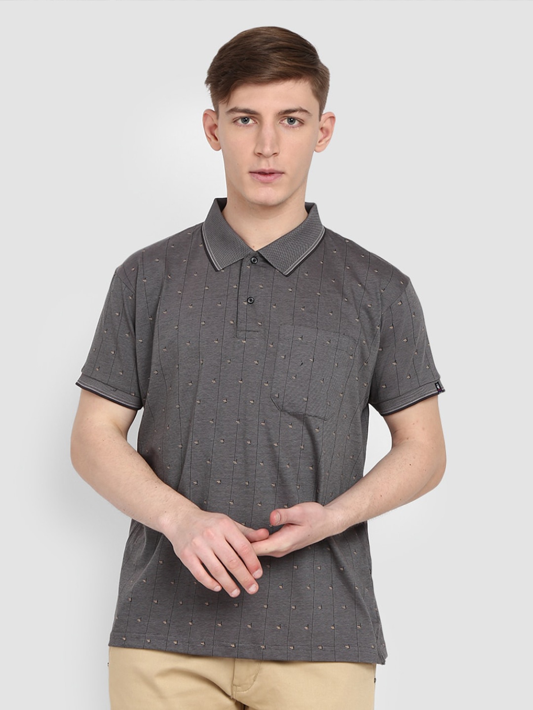

V-Mart Men Grey Melange Polo Collar T-shirt
