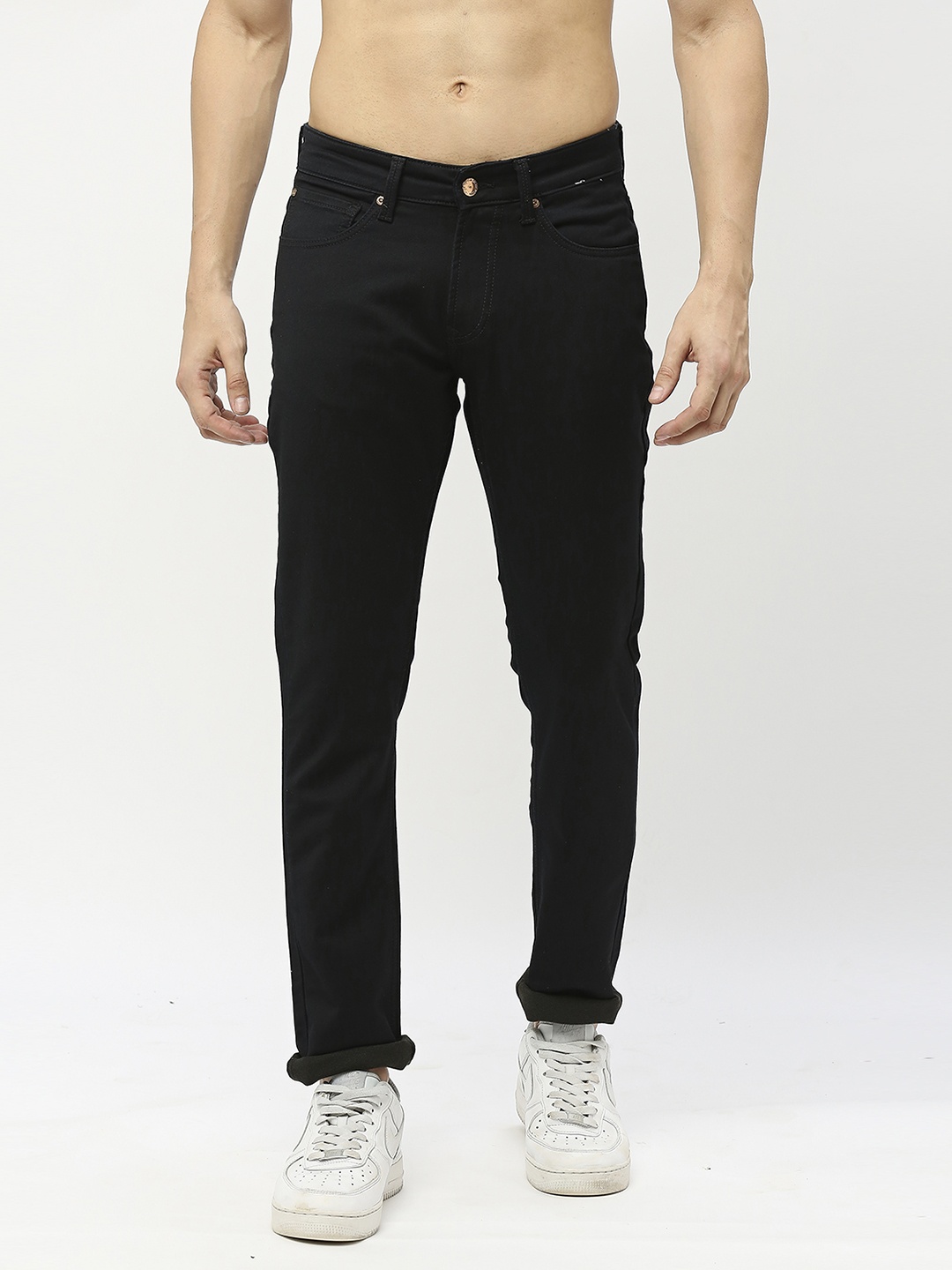 

SPYKAR Men Blue Slim Fit Low-Rise Mildly Distressed Light Fade Jeans