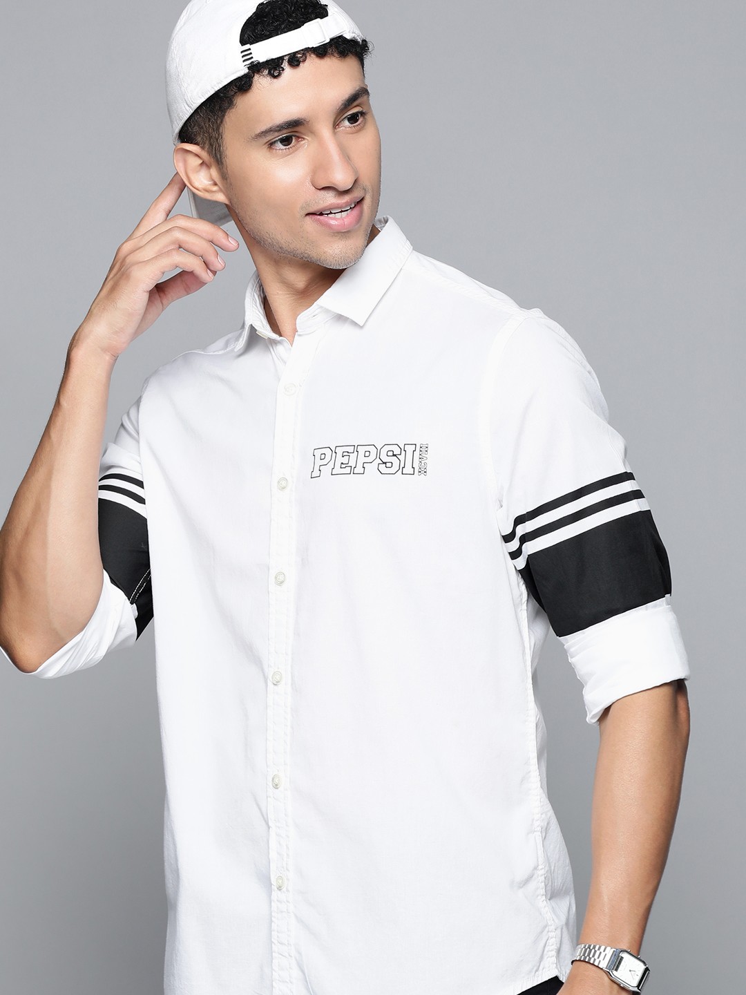 

Flying Machine Men White Slim Fit Pure Cotton Casual Shirt
