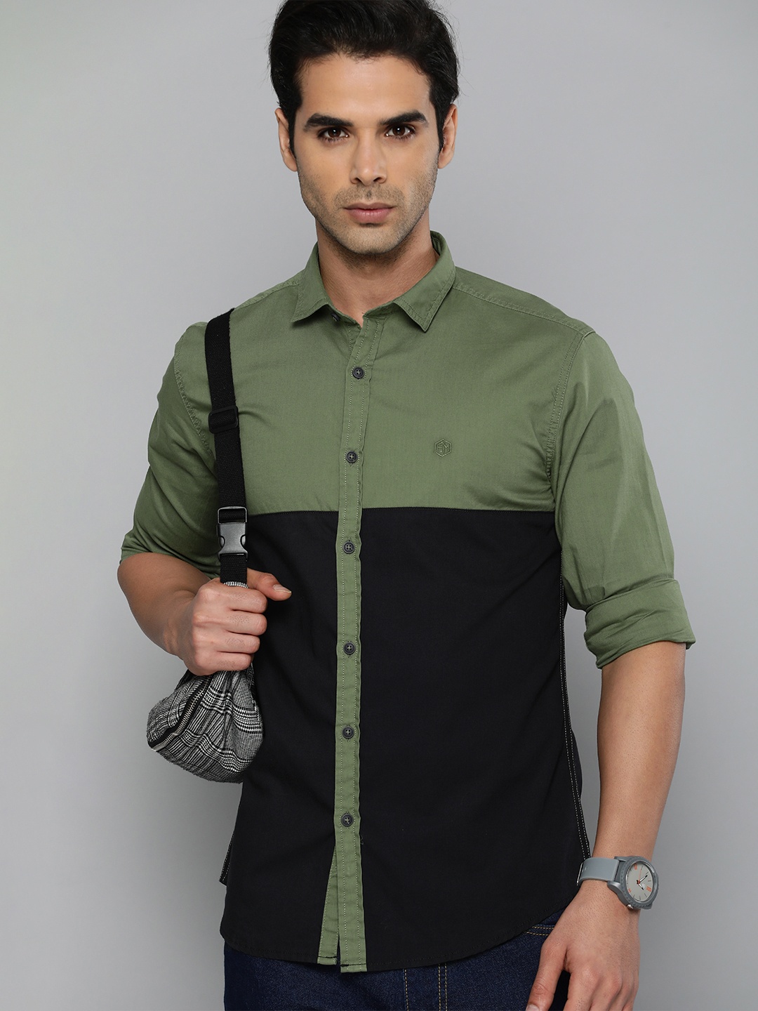 

Flying Machine Men Black & Olive Green Slim Fit Colourblocked Pure Cotton Casual Shirt