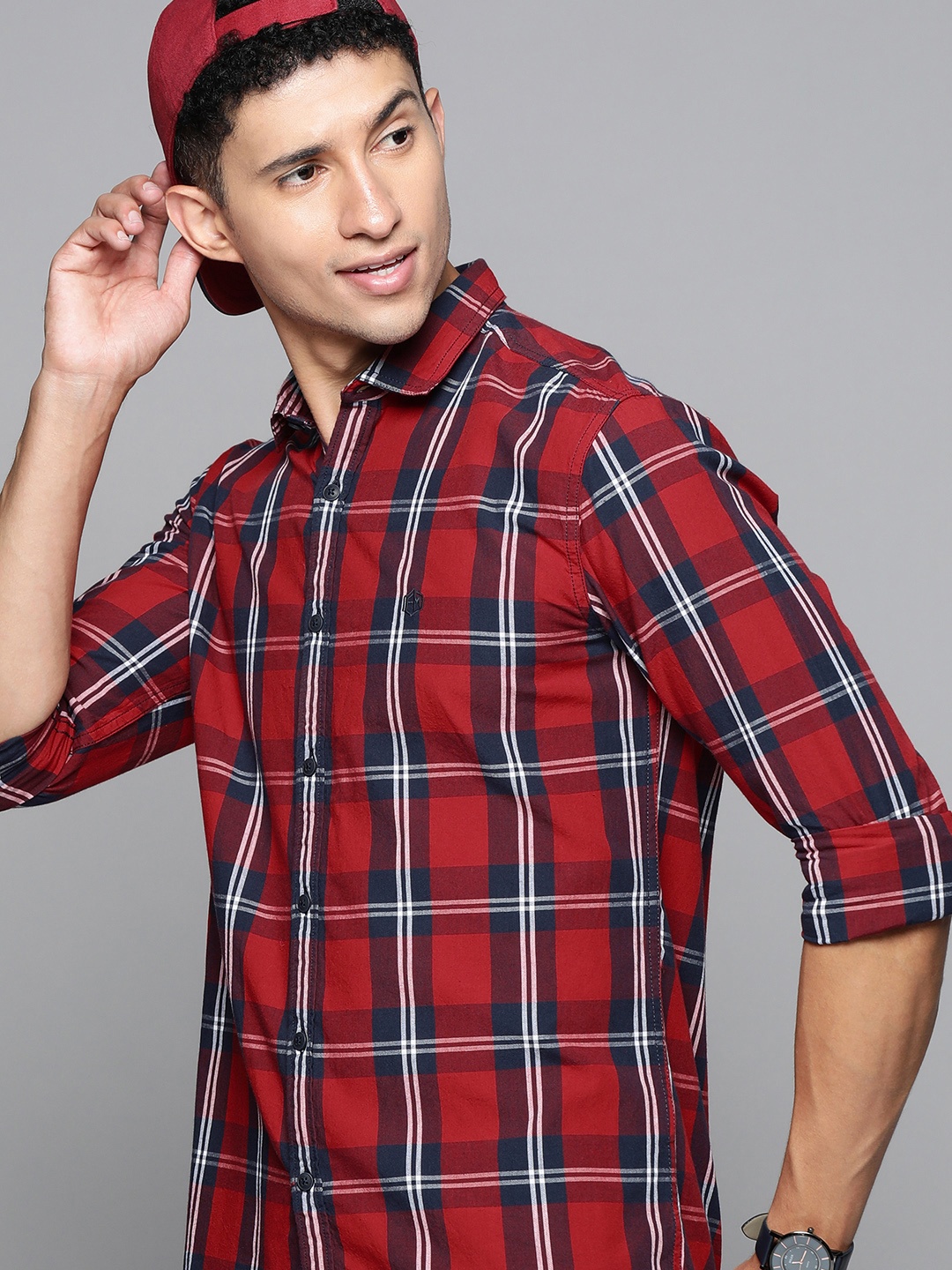 

Flying Machine Men Red Slim Fit Checked Pure Cotton Casual Shirt