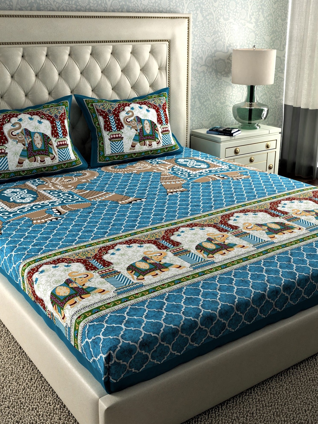 

LA VERNE Blue & White Ethnic Motifs 104 TC Queen Bedsheet with 2 Pillow Covers