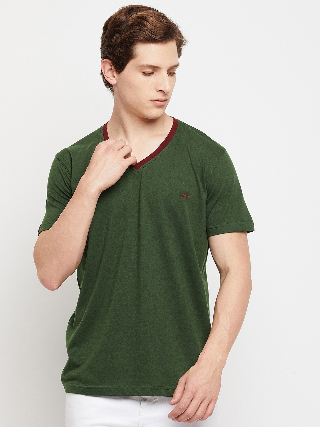 

Adobe Men Green V-Neck T-shirt