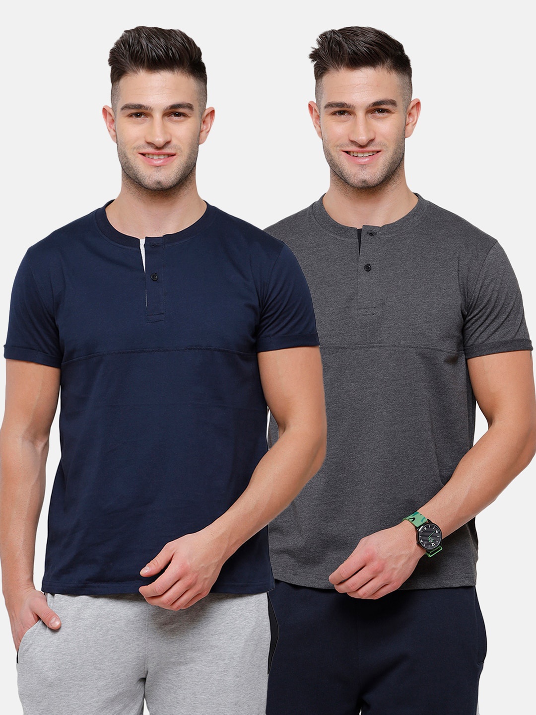 

MADSTO Men Navy Blue & Grey 2 Henley Neck Slim Fit T-shirt