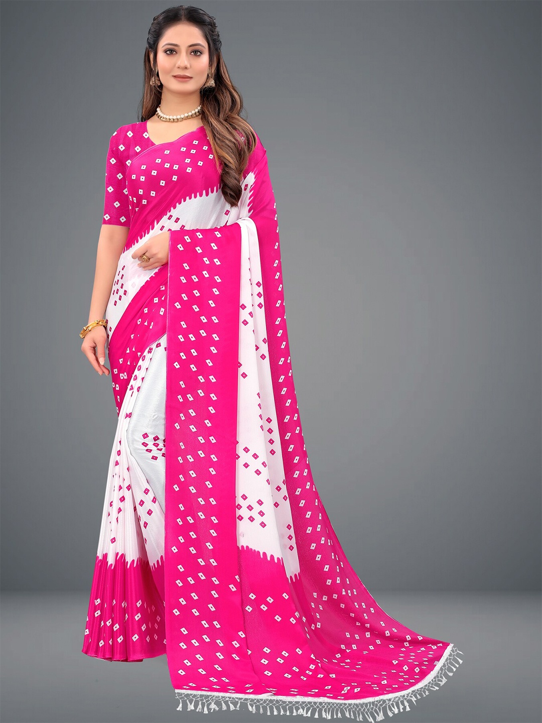 

LAHEJA Pink & White Bandhani Saree