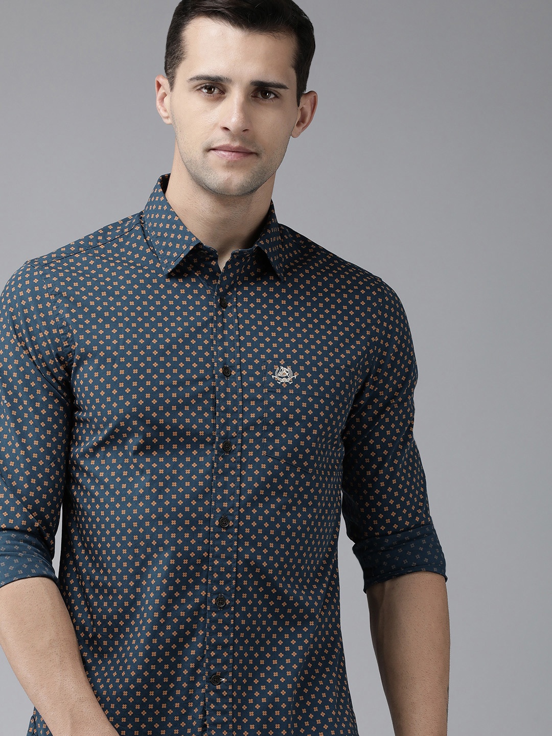 

U S Polo Assn Men Navy Blue & Orange Floral Printed Tailored Fit Pure Cotton Men