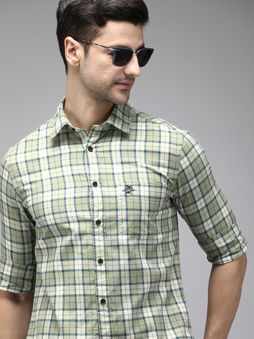 

U S Polo Assn Men Sage Green & White Tailored Fit Checked Pure Cotton Casual Shirt