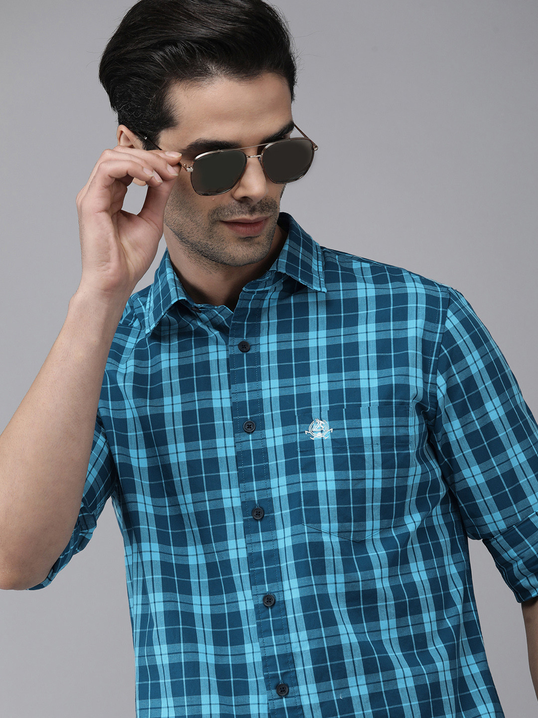 

U S Polo Assn Men Blue Slim Fit Checked Pure Cotton Casual Shirt