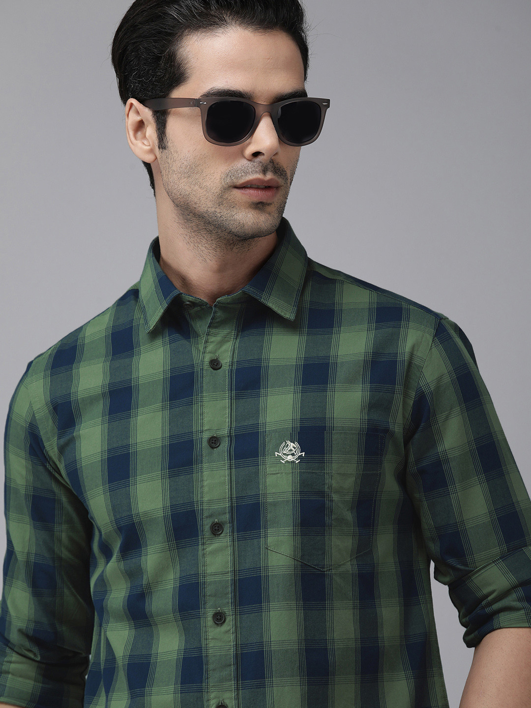 

U S Polo Assn Men Green And Navy Blue Slim Fit Checked Pure Cotton Casual Shirt