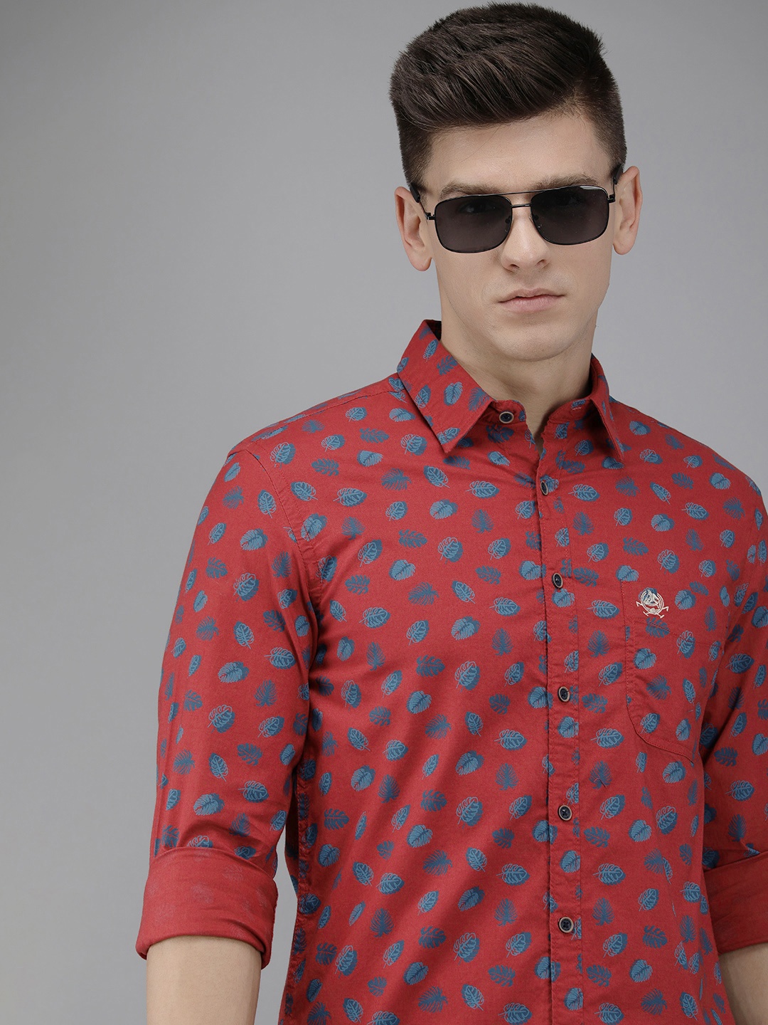 

U S Polo Assn Denim Co Men Red & Teal Blue Printed Pure Cotton Casual Shirt
