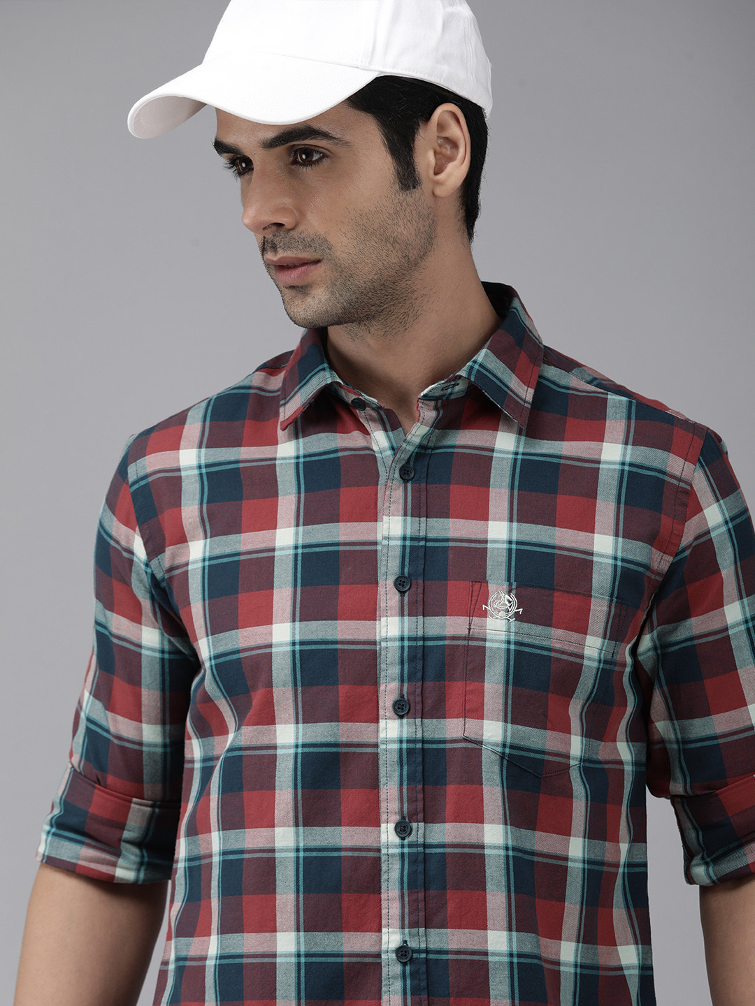 

U S Polo Assn Men Maroon & Navy Blue Tailored Fit Checked Pure Cotton Casual Shirt