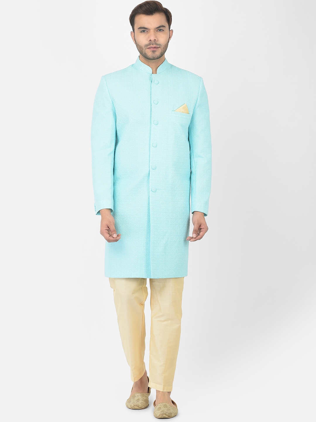 

DEYANN Men Blue & Cream-Coloured Chikankari Embroidered Sherwani Set