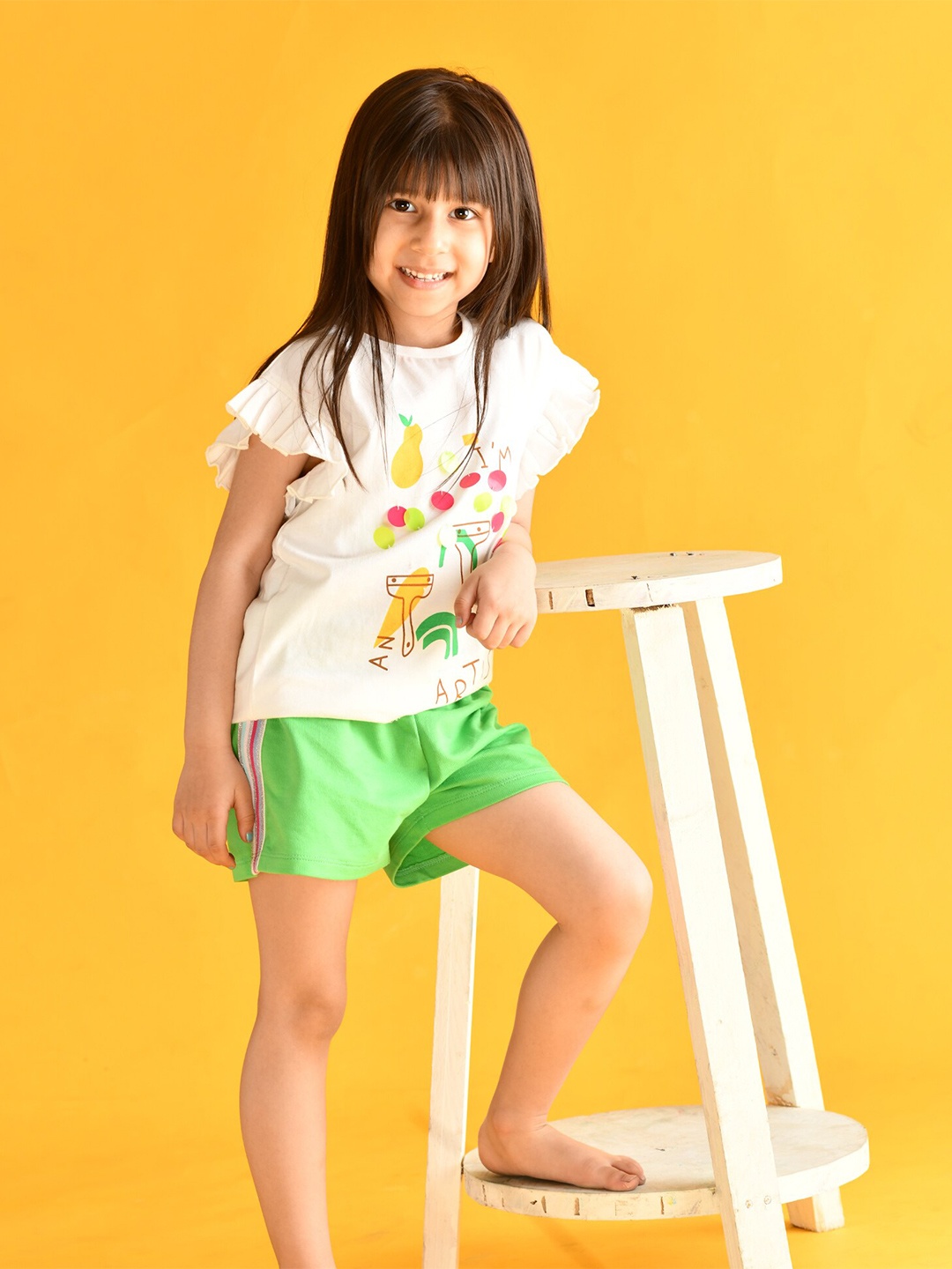 

Anthrilo Girls White & Green Printed Cotton T-shirt with Shorts