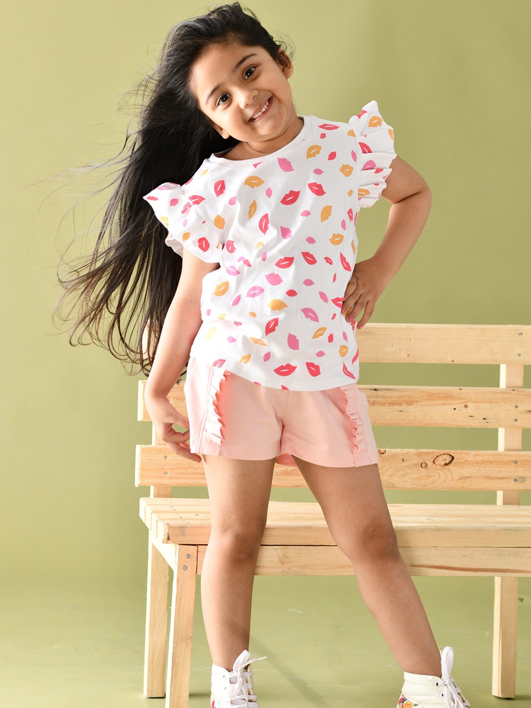 

Anthrilo Girls White & Pink Printed Pure Cotton T-shirt with Shorts