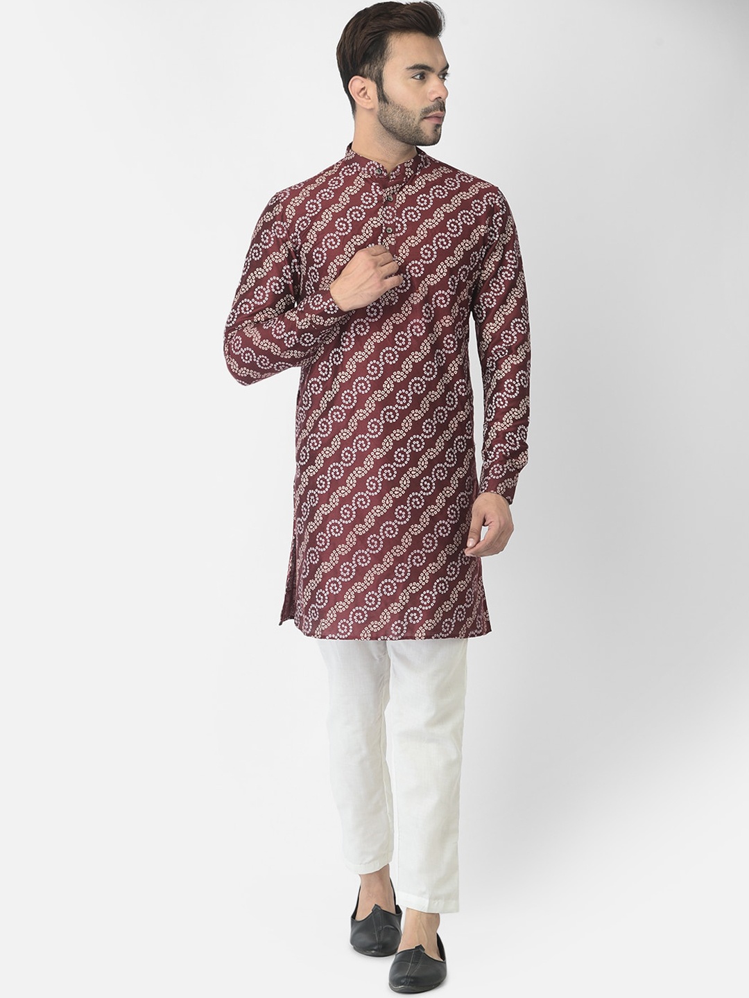 

DEYANN Men Maroon Bandhani Printed Kurta with Pyjamas