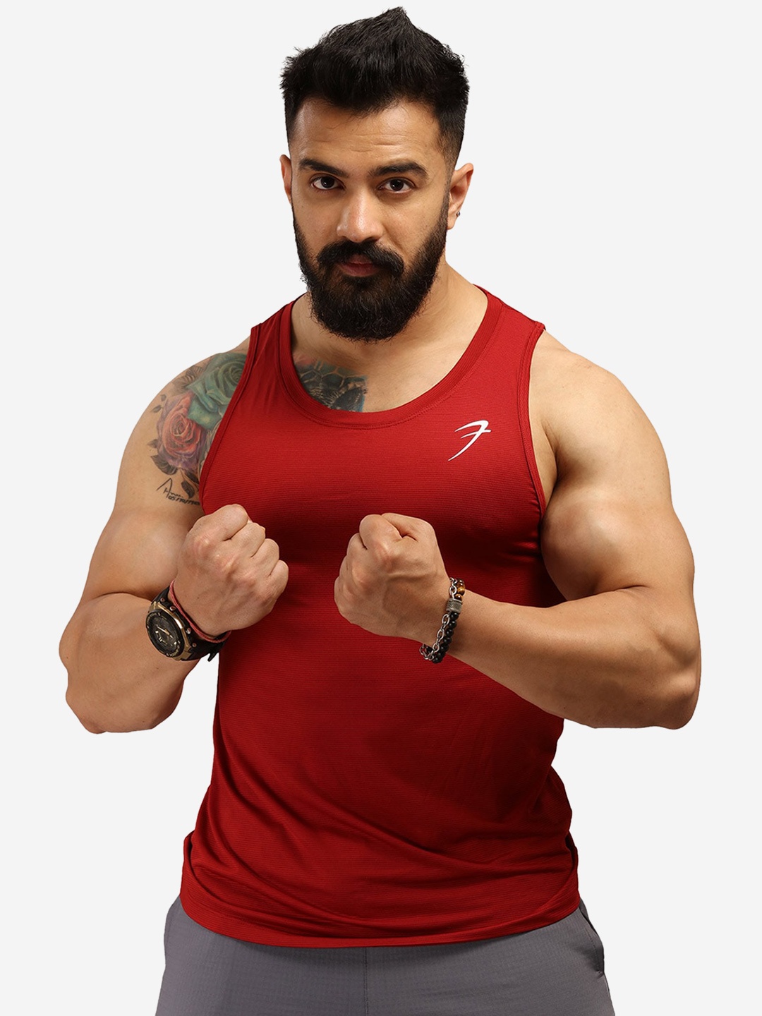 

FUAARK Men Maroon Solid Innerwear Tank Vest