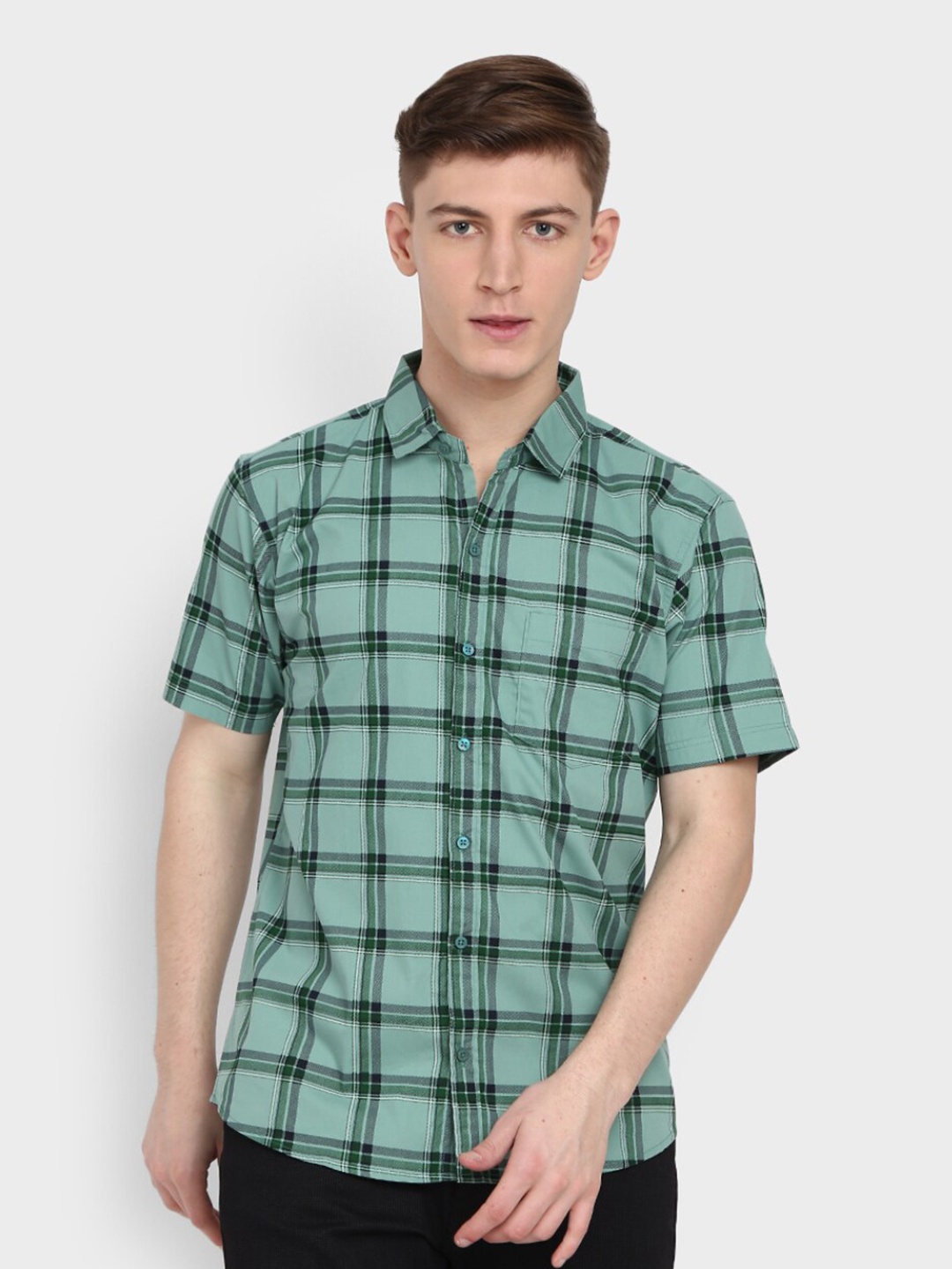 

V-Mart Men Green Standard Slim Fit Checked Casual Shirt