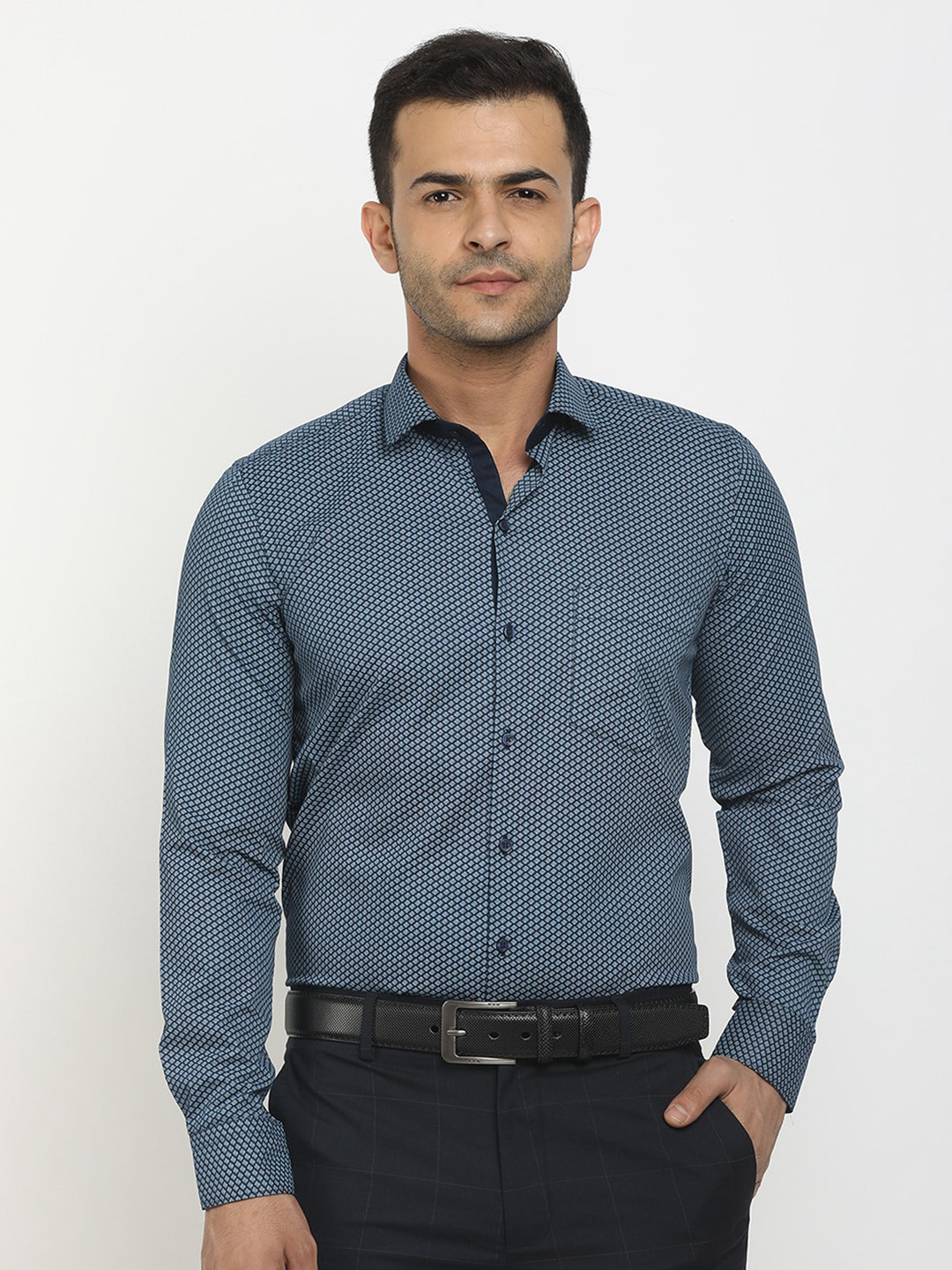 

J White by Vmart Men Navy Blue Standard Printed Formal Shirt