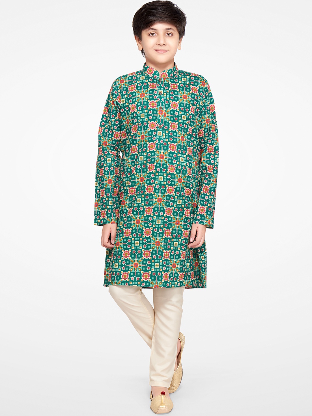 

Jeetethnics Boys Turquoise Blue Printed Kurta with Pyjamas