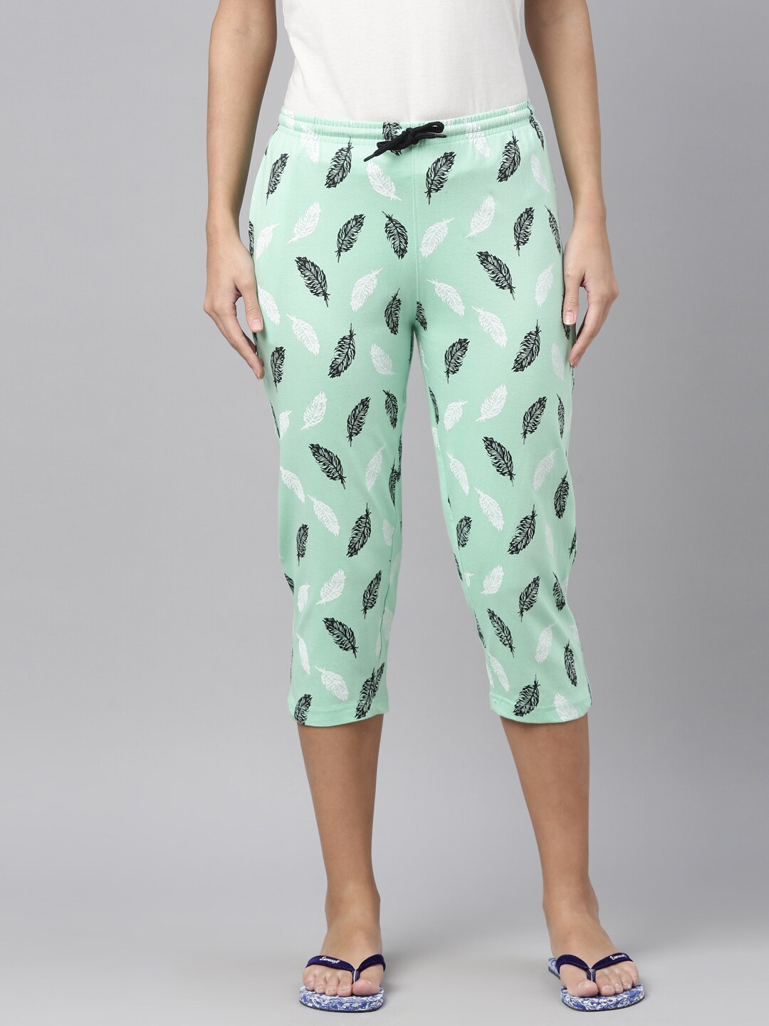 

Kryptic Women Green & Balck Printed Cotton Capris