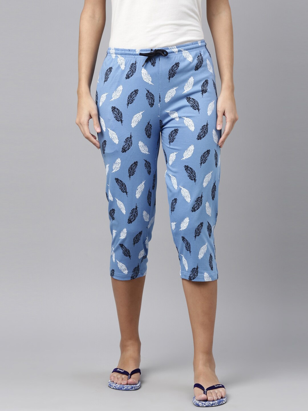 

Kryptic Women Blue Printed Cotton Capris