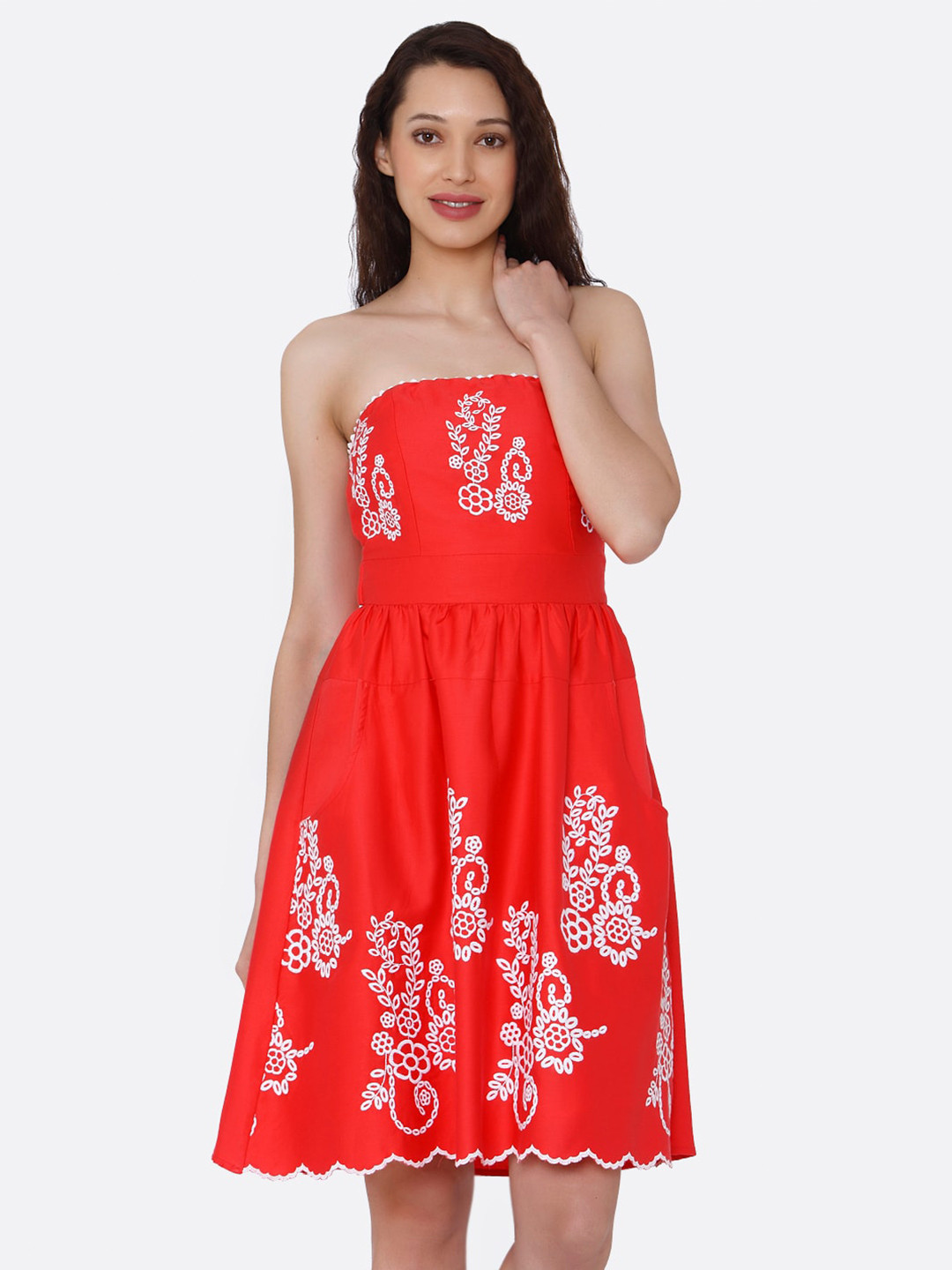 

aaliya Red Floral Dress