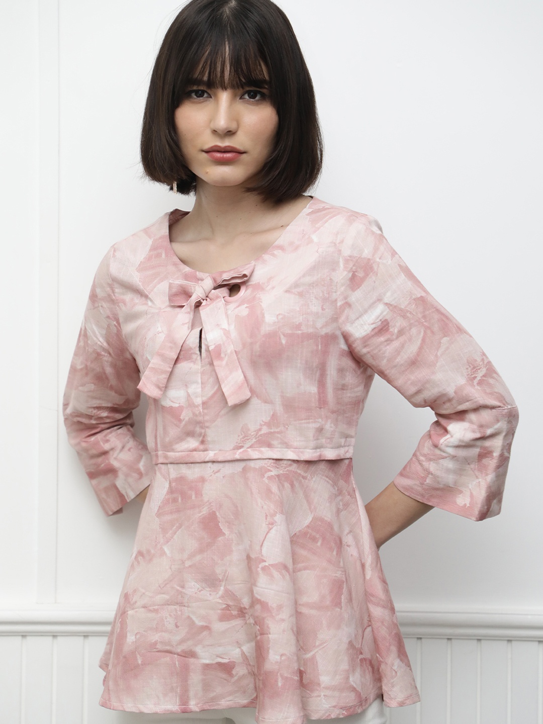 

RAREISM Pink Floral Print Tie-Up Neck Top