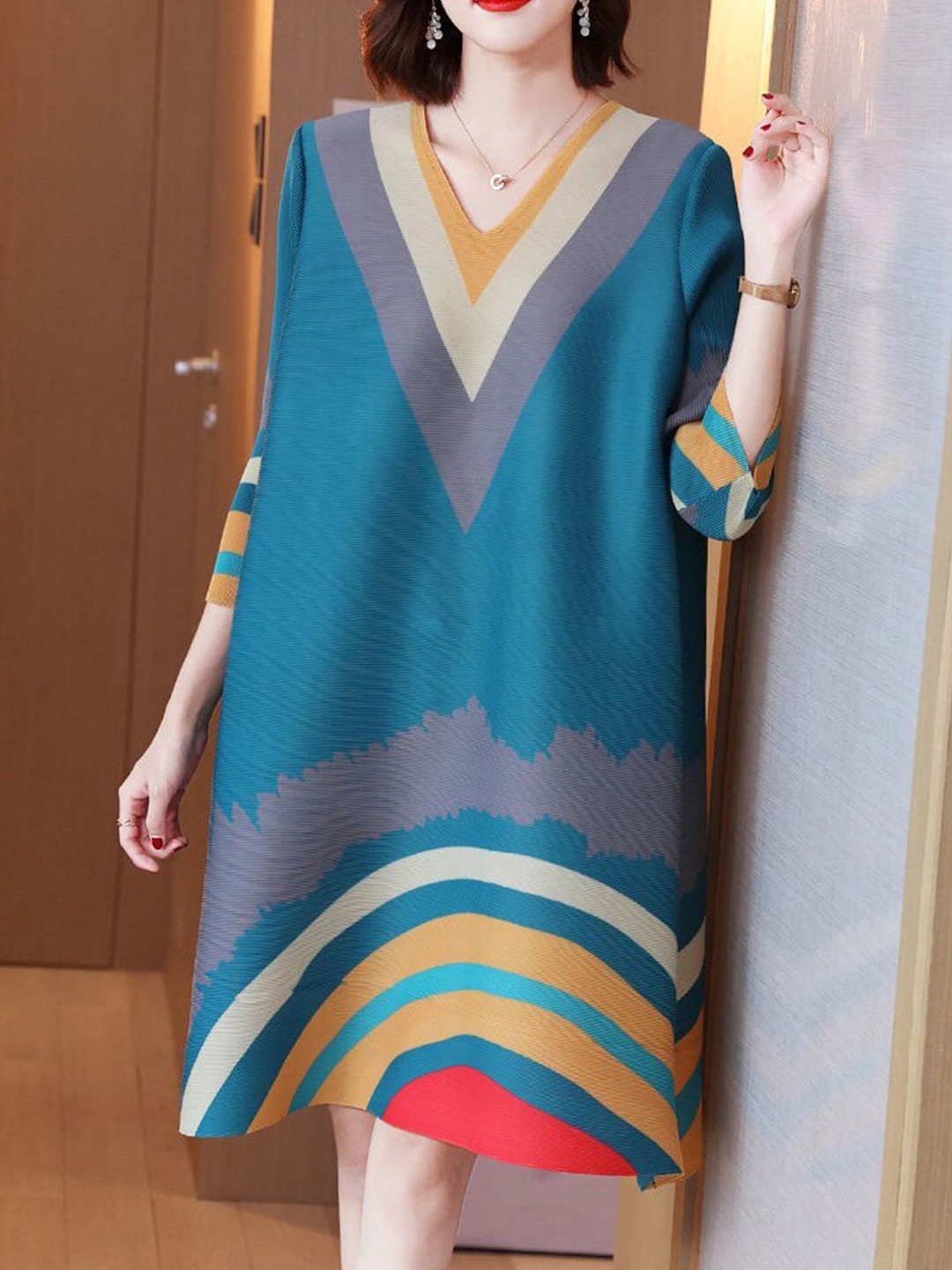 

BoStreet Women Blue Striped A-Line Dress