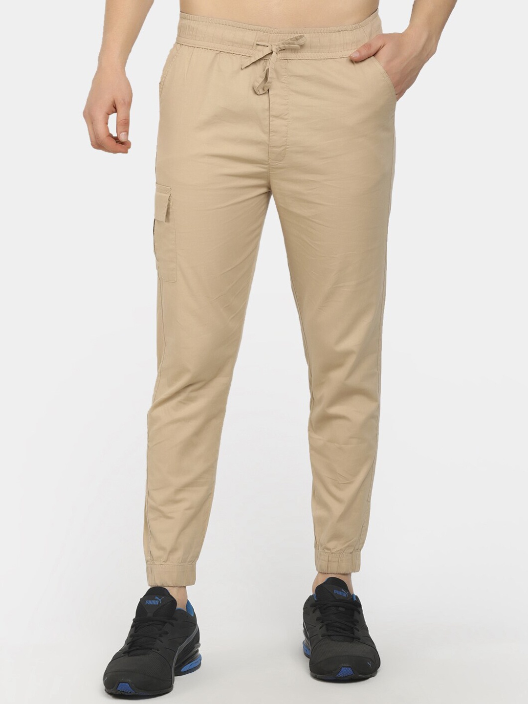 

V-Mart Men Beige Solid Joggers Pant