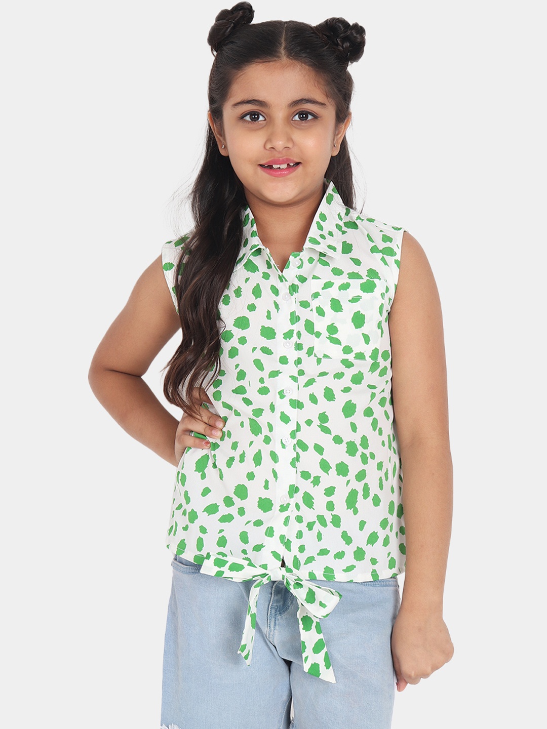 

YK White Geometric Print Crepe Shirt Style Top