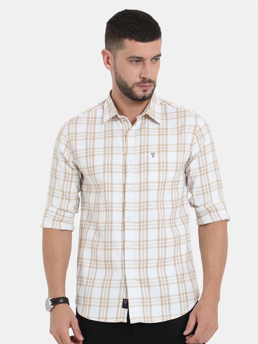 

VUDU Men Beige & White Comfort Tartan Checked Casual Shirt