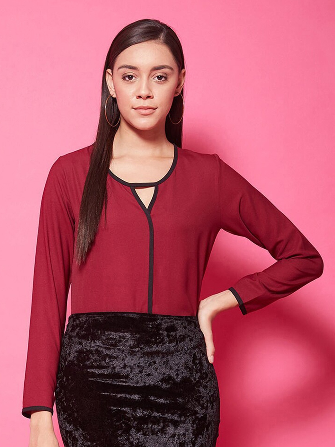 

CHIMPAAANZEE Women Maroon Keyhole Neck Top