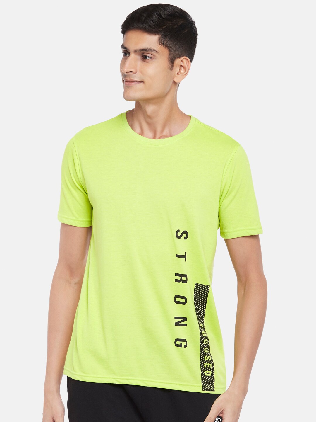 

Ajile by Pantaloons Men Lime Green Printed Slim Fit T-shirt