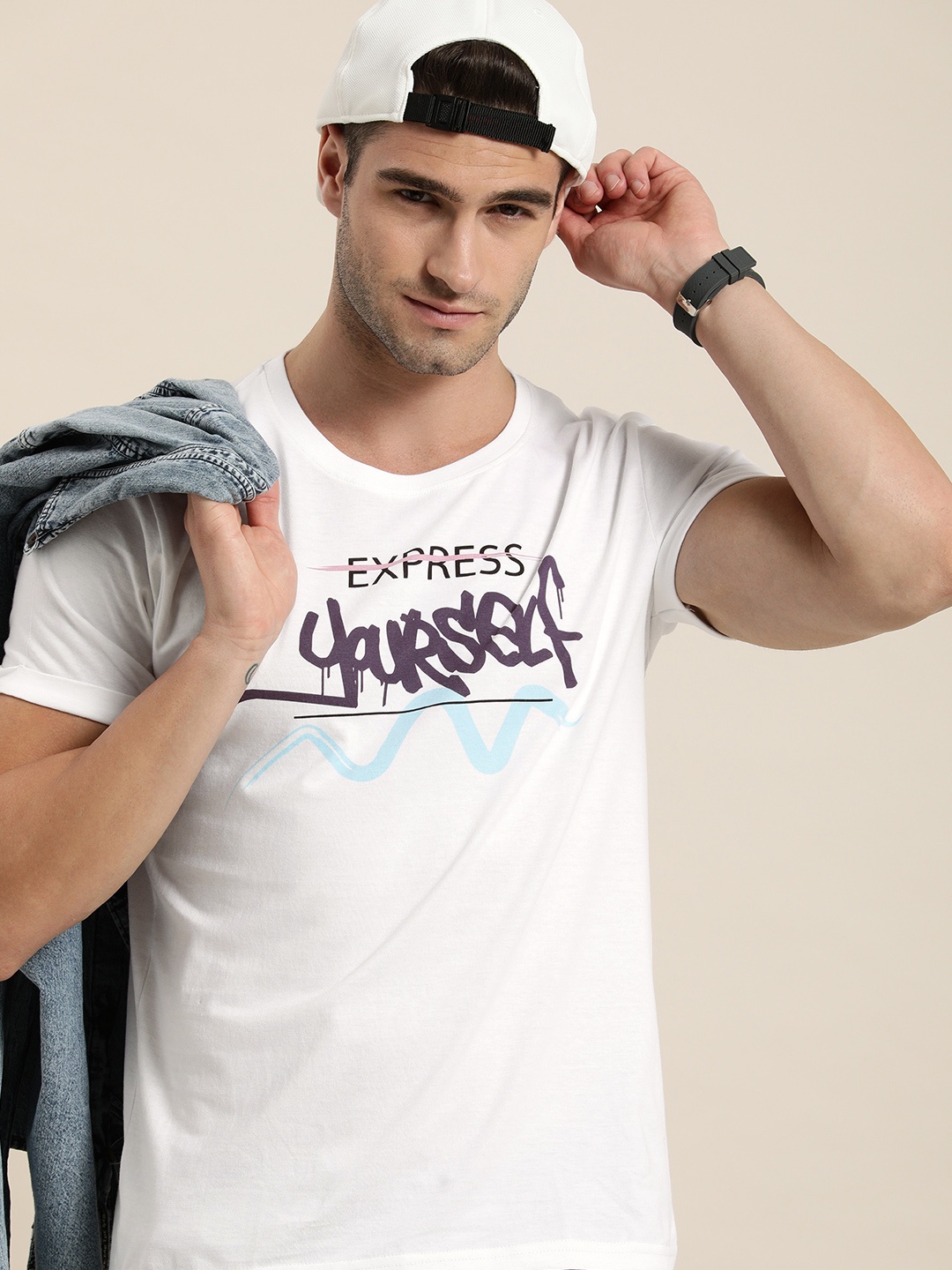 

Moda Rapido Men White Graphic Printed Pure Cotton T-shirt
